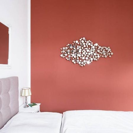 Sc 05 By Rockchair Apartments L Superhost Status L 2 Bedrooms Boxspringbeds Balcony Elevator - Cozy Family & Business Flair Welcomes You! Berlin Eksteriør billede