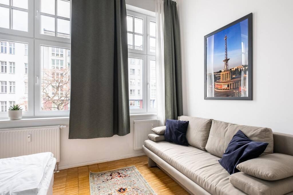 Sc 05 By Rockchair Apartments L Superhost Status L 2 Bedrooms Boxspringbeds Balcony Elevator - Cozy Family & Business Flair Welcomes You! Berlin Eksteriør billede